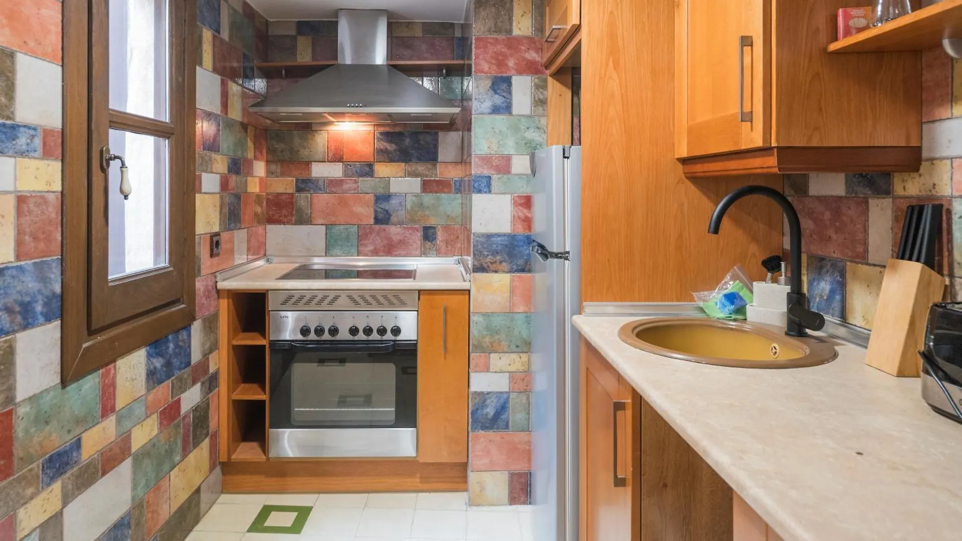 Apartamentos Las Teresitas Junto A La Catedral Toledo 0*,  Spain