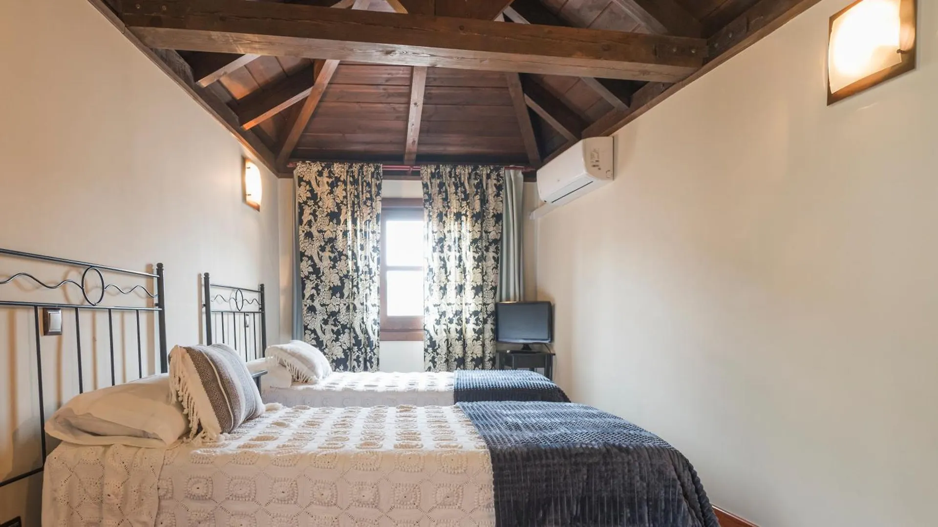 Apartamentos Las Teresitas Junto A La Catedral Toledo