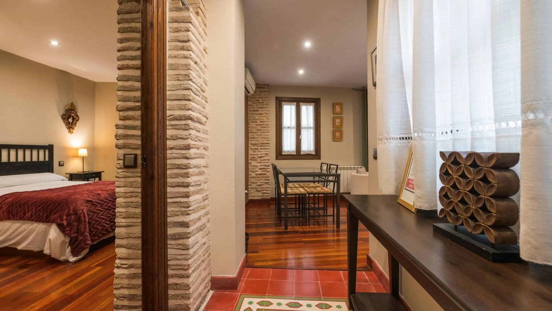 Apartamentos Las Teresitas Junto A La Catedral Toledo